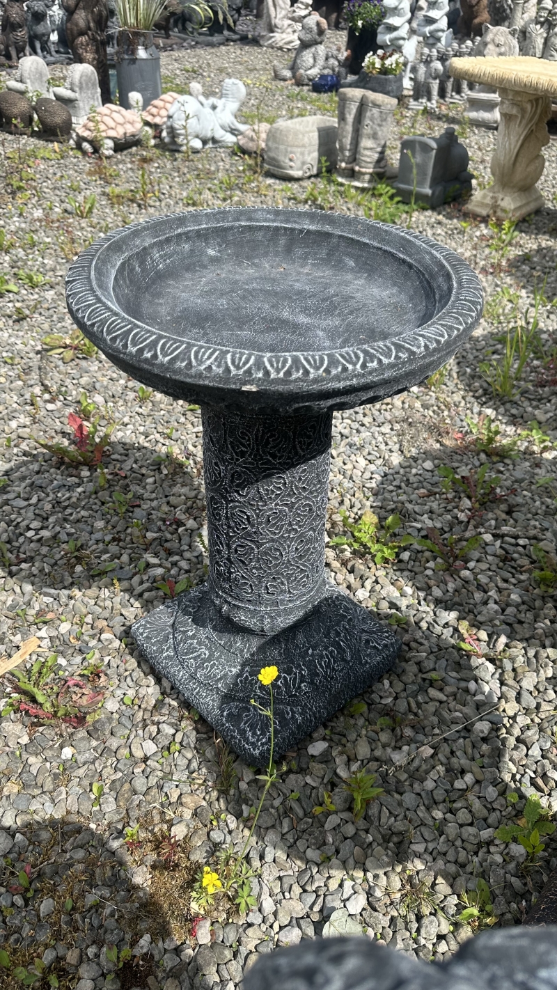 Stone Finish Bird Bath