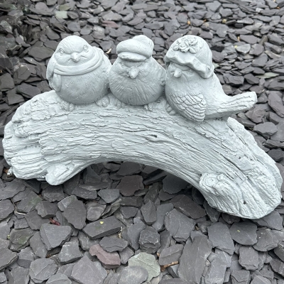 Three Birds on Tree 